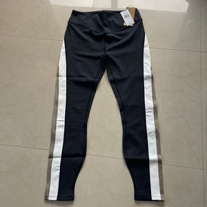 Alala leggings NWT size SMALL